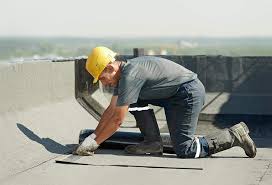 Best Roof Ventilation Installation  in Des Moines, WA